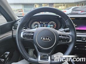 Kia K5 1.6 Turbo 2021 года из Южной Кореи