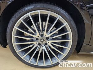 Mercedes-Benz S-Class S500L 4MATIC 2023 года из Южной Кореи