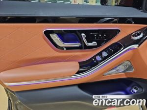 Mercedes-Benz S-Class S500L 4MATIC 2023 года из Южной Кореи