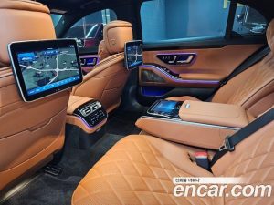 Mercedes-Benz S-Class S500L 4MATIC 2023 года из Южной Кореи