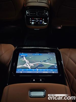 Mercedes-Benz S-Class S500L 4MATIC 2023 года из Южной Кореи
