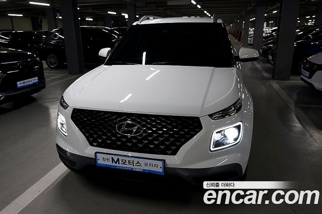 Hyundai Venue 1.6 Flux 2021 года из Кореи