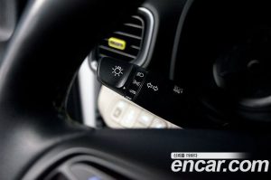 Hyundai Venue 1.6 Flux 2021 года из Южной Кореи