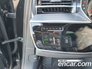 Audi A8 55 TFSI 4WD LWB 2020 года из Южной Кореи