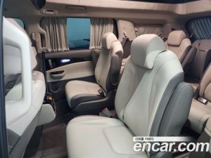 Kia Carnival Бензин 9-Seater HI-Limousine 2023 года из Южной Кореи