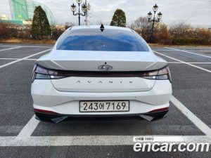 Hyundai AVANTE 1.6 2021 года из Южной Кореи