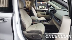Kia Carnival 9-Seater HI-Limousine 2023 года из Южной Кореи