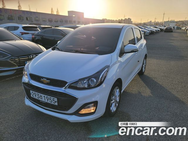 ChevroletGMDaewoo Spark Premium 2020 года из Кореи