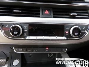 Audi A4 40 TFSI 2021 года из Южной Кореи