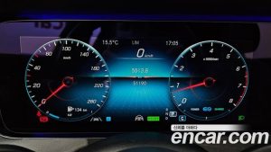 Mercedes-Benz E-Class E350 4MATIC AMG Line 2021 года из Южной Кореи