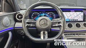 Mercedes-Benz E-Class E350 4MATIC AMG Line 2021 года из Южной Кореи