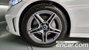 Mercedes-Benz C-Class C200 Coupe 2020 года из Южной Кореи