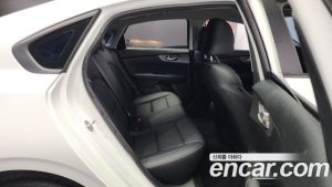 Kia K3 Standard 2021 года из Южной Кореи