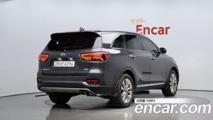 Kia Sorento Дизель 2.0 2WD 2020 года из Южной Кореи