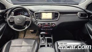 Kia Sorento Дизель 2.0 2WD 2020 года из Южной Кореи