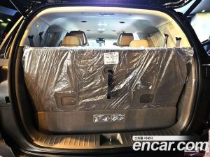 Kia Carnival Бензин 9-Seater Gravity 2024 года из Южной Кореи