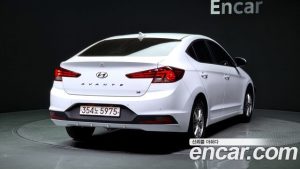 Hyundai AVANTE 1.6 2020 года из Южной Кореи