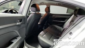 Hyundai AVANTE 1.6 2020 года из Южной Кореи