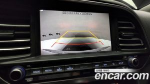 Hyundai AVANTE 1.6 2020 года из Южной Кореи
