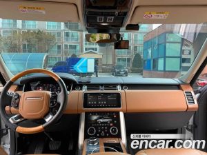 Land Rover Range Rover 4.4 SDV8 AB Дизель 2020 года из Южной Кореи