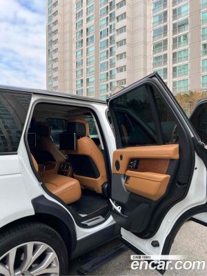 Land Rover Range Rover 4.4 SDV8 AB Дизель 2020 года из Южной Кореи