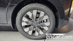 Hyundai Staria 4WD Lounge 7-Seater 2024 года из Южной Кореи