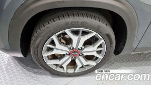 Kia Seltos Бензин 1.6 Turbo 2WD 2020 года из Южной Кореи