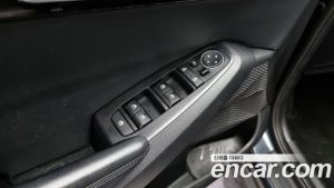 Kia Seltos Бензин 1.6 Turbo 2WD 2020 года из Южной Кореи