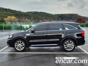 Kia Sorento Дизель 2.2 4WD 2021 года из Южной Кореи
