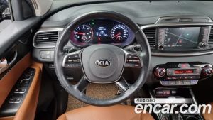 Kia Sorento Дизель 2.0 2WD 2020 года из Южной Кореи