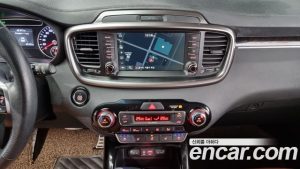 Kia Sorento Дизель 2.0 2WD 2020 года из Южной Кореи