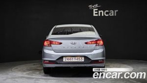 Hyundai AVANTE 1.6 2020 года из Южной Кореи