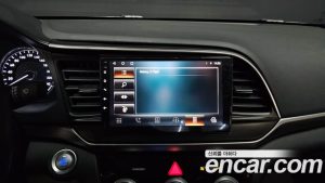 Hyundai AVANTE 1.6 2020 года из Южной Кореи