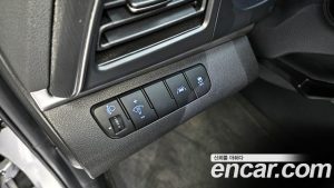 Hyundai AVANTE 1.6 2020 года из Южной Кореи