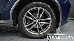 BMW X4 xDrive20d M Sport X 2020 года из Южной Кореи