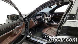 BMW 7-Series 730d xDrive M Sport 2020 года из Южной Кореи