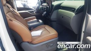 Hyundai Staria 4WD Camper 2022 года из Южной Кореи