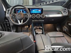Mercedes-Benz GLB-Class GLB220 2021 года из Южной Кореи