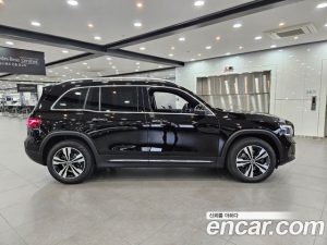 Mercedes-Benz GLB-Class GLB220 2021 года из Южной Кореи