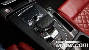 Audi SQ5 3.0 TDI 4WD 2020 года из Южной Кореи