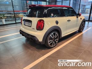 Mini Cooper JCW 2023 года из Южной Кореи