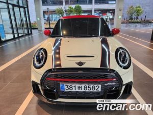 Mini Cooper JCW 2023 года из Южной Кореи