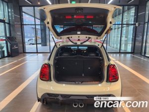 Mini Cooper JCW 2023 года из Южной Кореи