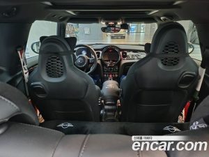 Mini Cooper JCW 2023 года из Южной Кореи