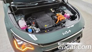 Kia Niro Signature 2024 года из Южной Кореи