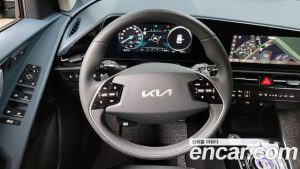 Kia Niro Signature 2024 года из Южной Кореи