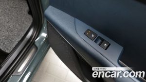Kia Niro Signature 2024 года из Южной Кореи