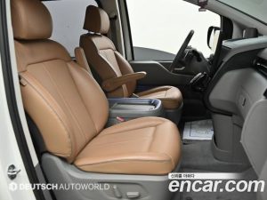 Hyundai Staria Lounge 9-Seater 2022 года из Южной Кореи