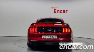 Ford Mustang Coupe 2020 года из Южной Кореи