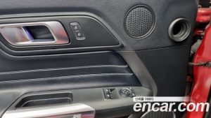 Ford Mustang Coupe 2020 года из Южной Кореи